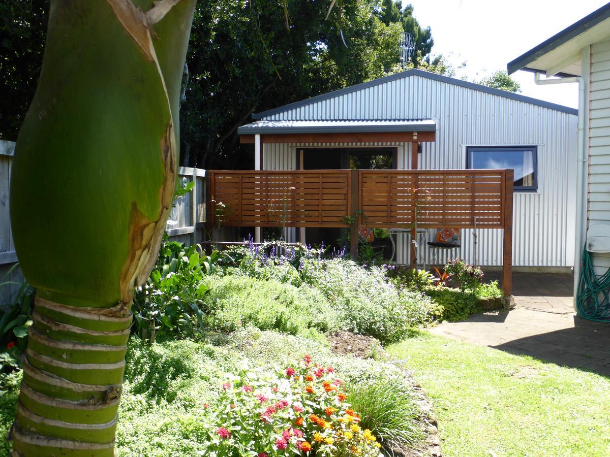 Bungalow On Bell Common Tauranga Eksteriør billede